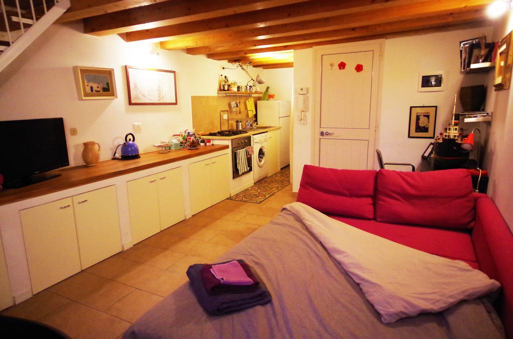 Piazzetta Santa Barbara Apartment บารี ห้อง รูปภาพ